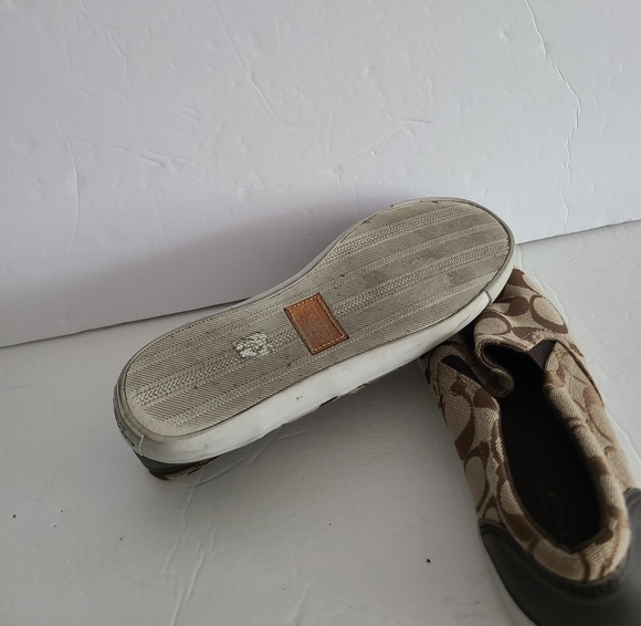 Coach women's loafers size 6,5 B logo canvas print slip on - Picture 3 of 4